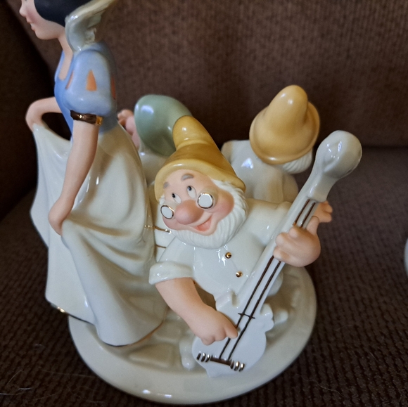 Disney Lenox Large Vintage Snow White & Seven Dwarfs candlestick set Like New - Picture 5 of 13